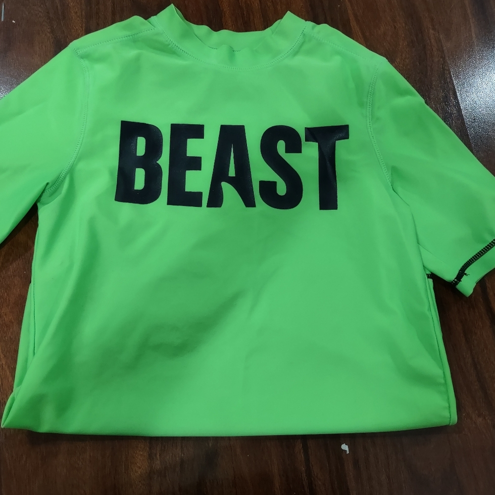 Boys Old Navy Swim shirt
